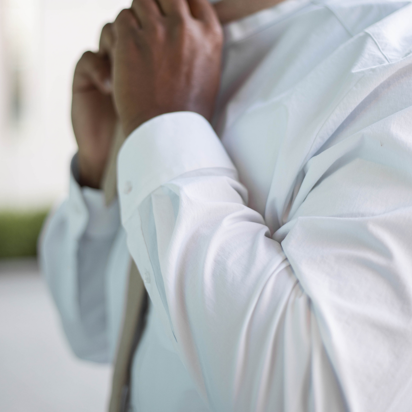 Breathable White Long Sleeve Dress Shirt